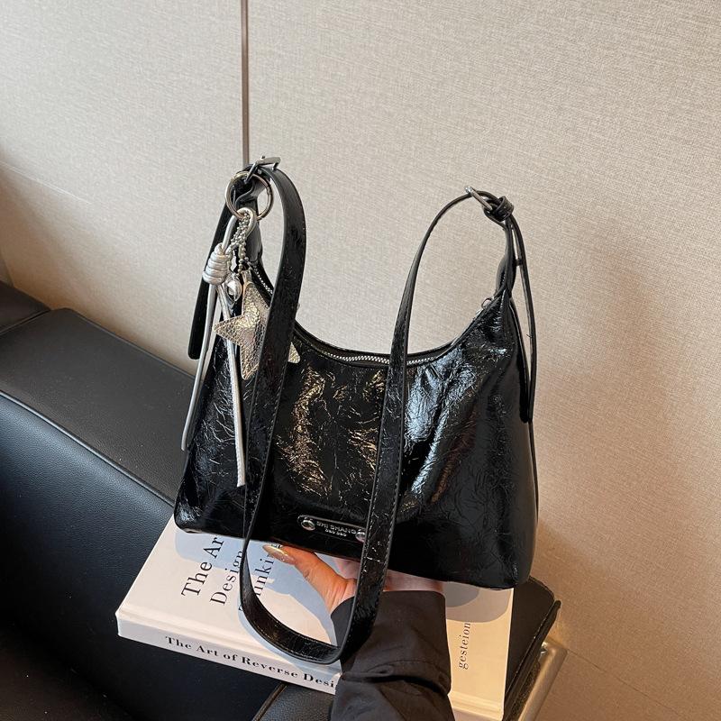 High-end Silver Underarm Bag Women's New Fashionable and Exquisite Shoulder Bag Commuter Versatile Messenger Bag
