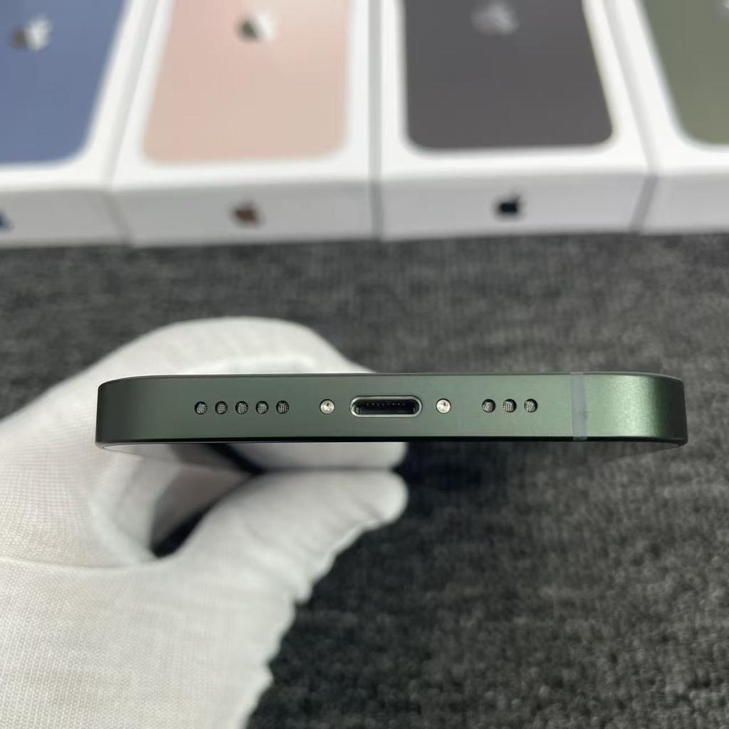 Refurbished Apple iPhone 13 Smartphone with Nano-SIM+eSIM