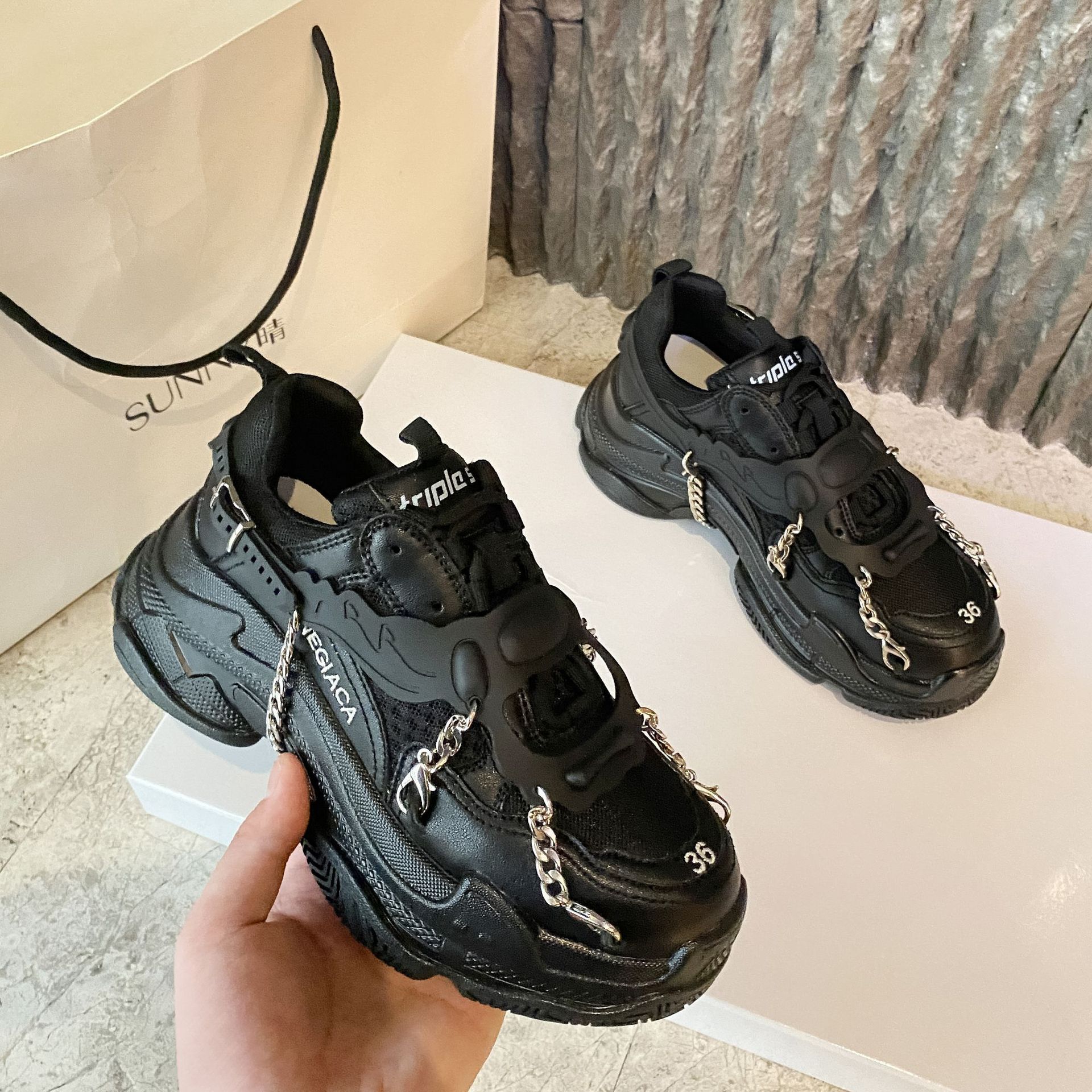 

Женская повседневная обувь, классические кроссовки, женские туфли на платформе из искусственной кожи, низкие туфли на плоской подошве, женские вулканизированные туфли на шнуровке 40 чёрный