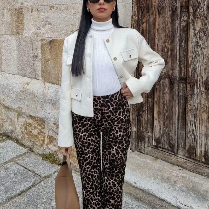 Women Fashion Autumn Winter Single-breasted Textured Round Neck Flip Pocket Short Jacket Coat Chic Ladies Tops Mujer