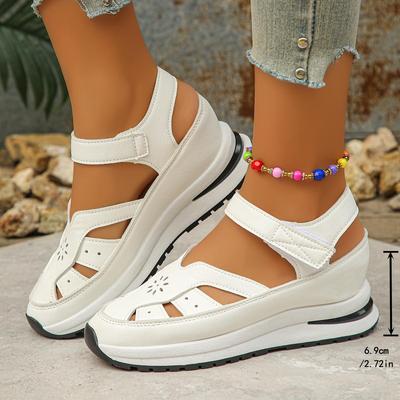 Übergrößen-Sandalen für Damen, 2025 Neuer Stil Römische Perforierte Klettverschluss-Damenschuhe