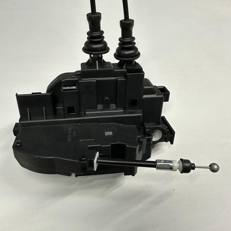 Front right RH LH left Rear door lock actuator for hyundai Elantra i30 i30CW 07-11 813102L020 813202L030 814102L000 814202L000