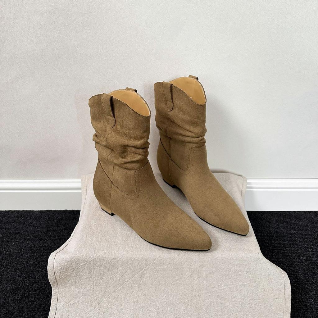 Height increase cm V-mouth large tube circumference pointed short boots women's year new Korean version suede pleated thick heel stacking boots