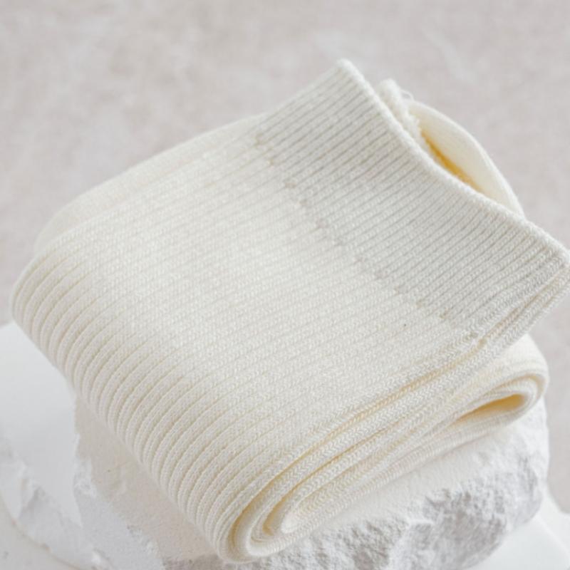 Monfoot Women S Warm Ribbed Long Neck SockS White