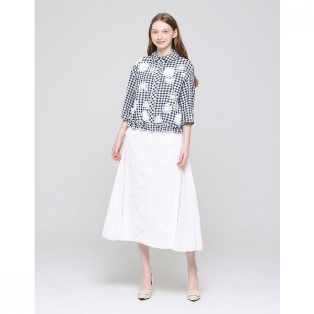 SON JUNG WAN Women S Check Flower Embroidery blouSe Zbl6262150