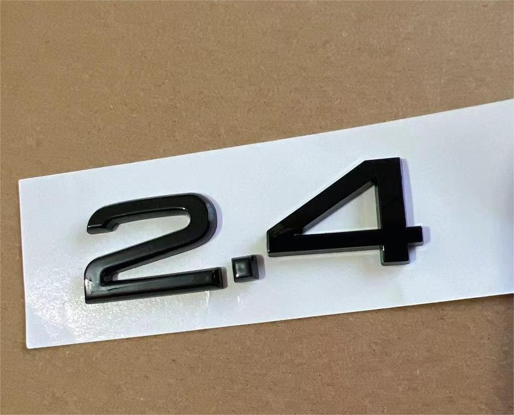 1X ABS Chrom Glänzend Schwarz 2.4 3.2 4.2 Buchstaben Auto Kofferraum Emblem Abzeichen Aufkleber Für A4 B7 TT Q5 Q7 A6 S6 S5 S4 RS5 Zubehör