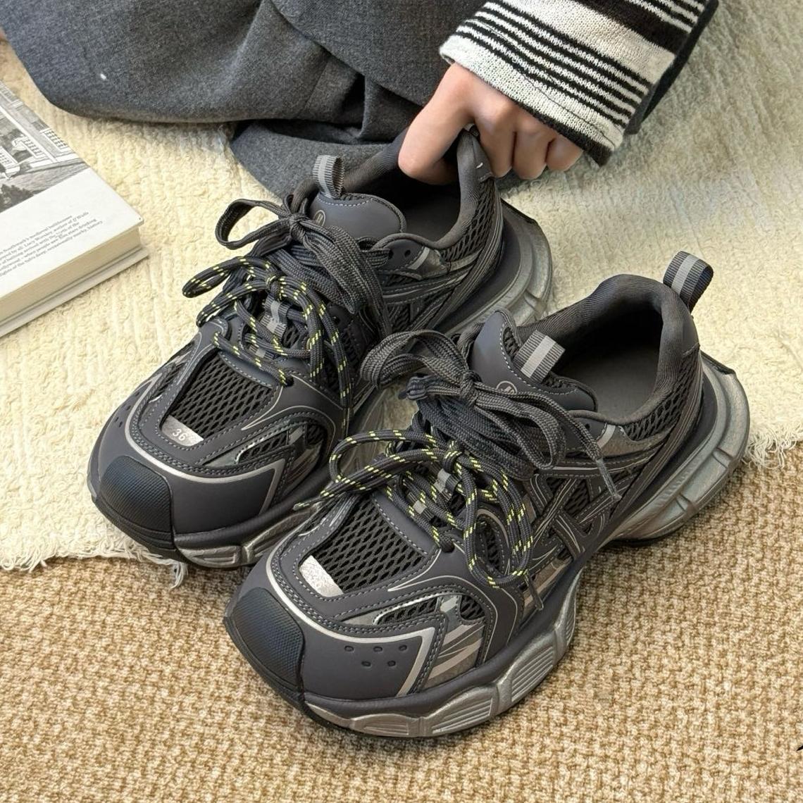 

Кожаные женские осенне-зимние новые сетчатые дышащие универсальные спортивные туфли на толстой подошве 35