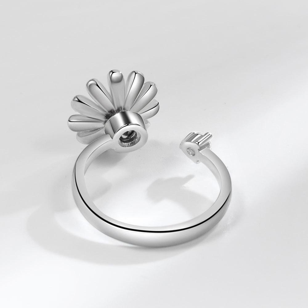 Adjustable Sunflower Butterfly Spinning Ring For Women Rotating Flower Band Fashion Jewelry Gift