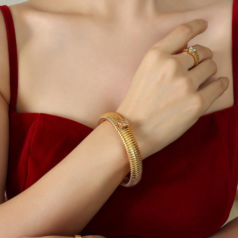 Elegant Gold-Plated Zircon Elastic Bangle: Korean-European Style Women's Jewelry