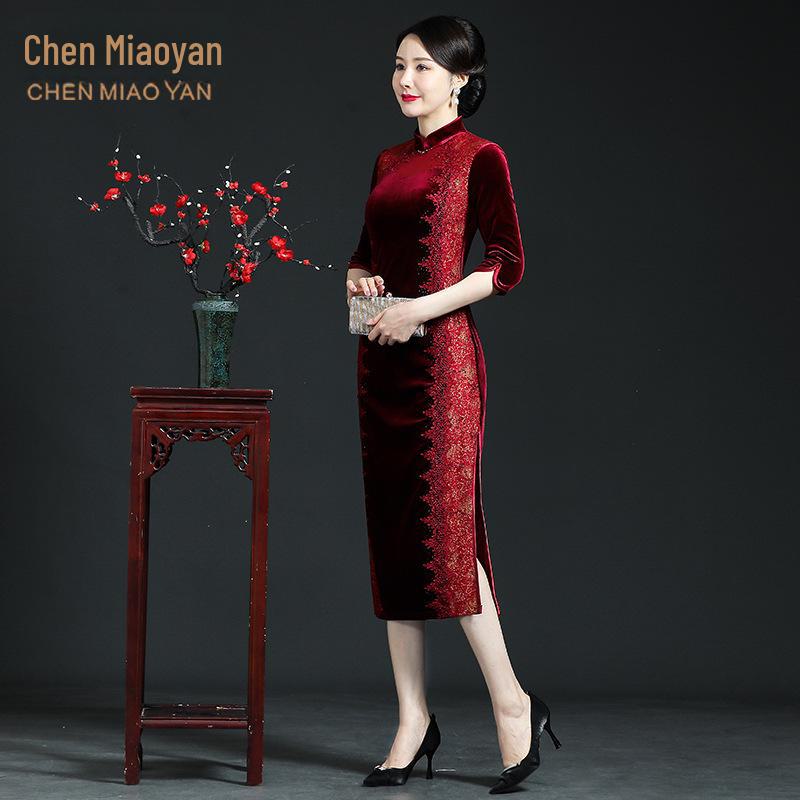 Fashionable Plus Size Clothing for Middle-Aged and Elderly Women: Stylish Cheongsam and Mother-of-the-Bride Dresses