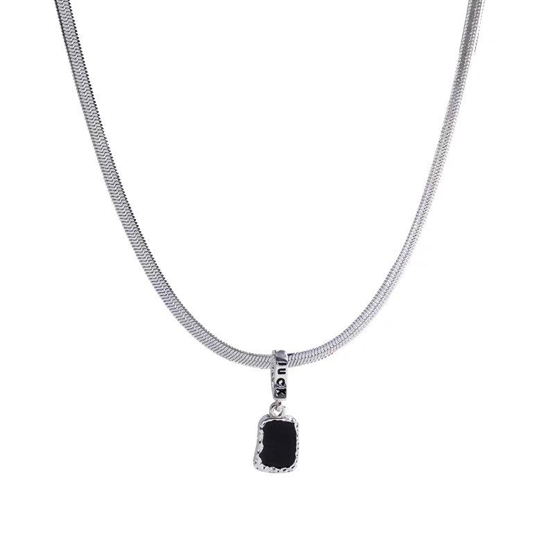 Female Niche Simple Irregular Geometric Block Necklace