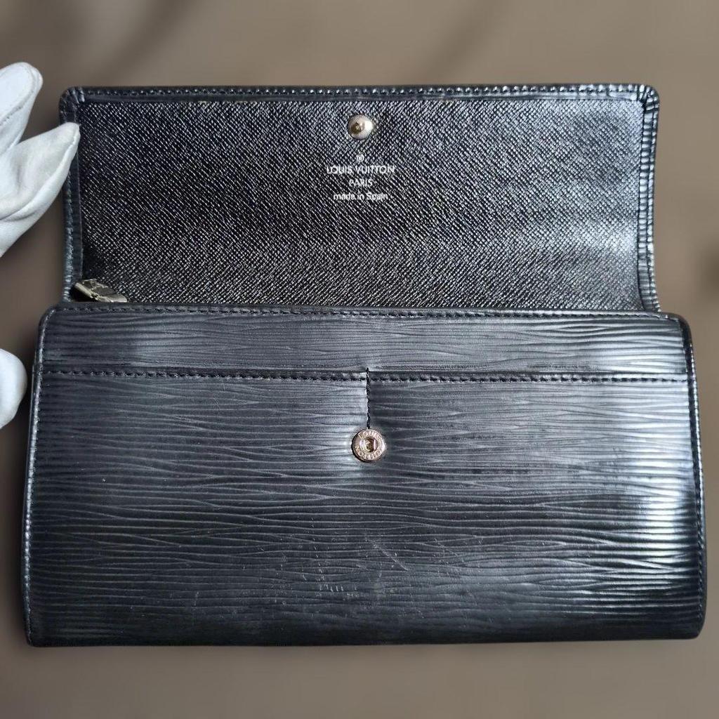 Used LOUIS VUITTON Epi Long Wallet Black