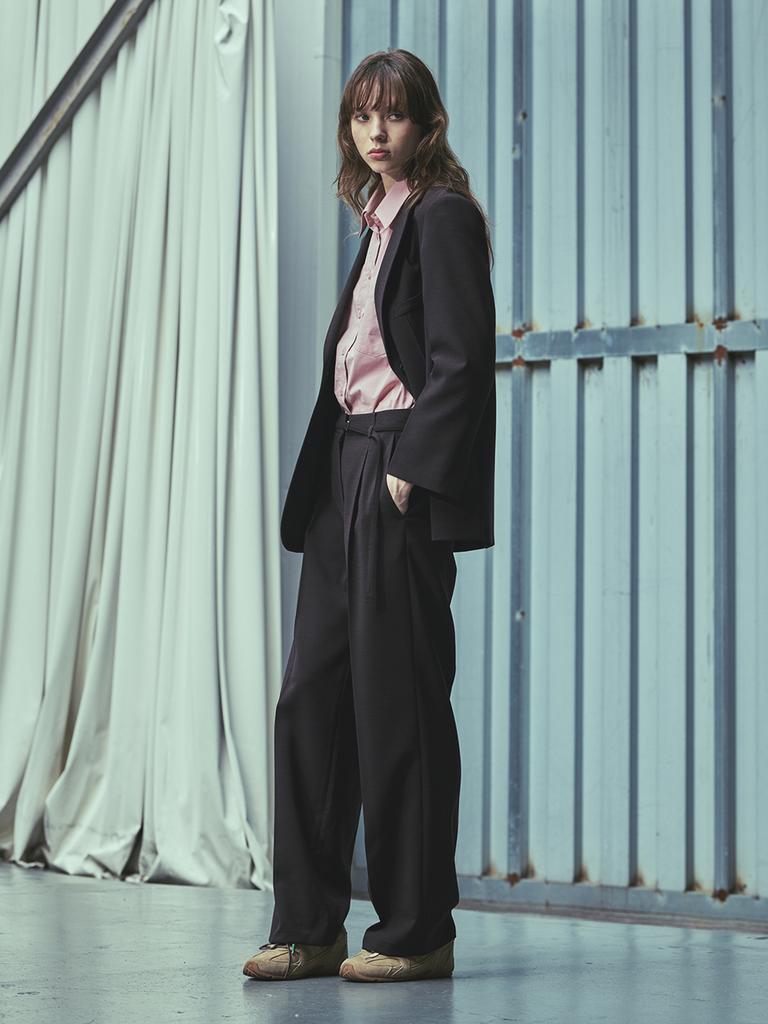 Beuienwaiseutyudio One Tuck Wide Pants_Ya9Lpna
