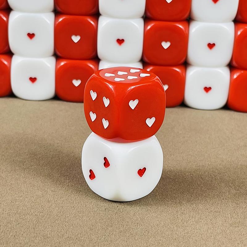 1/2/4Pcs Heart-Shaped Dice Round Corner Acrylic Dice For Bar Party Family Games Board Game Accessories