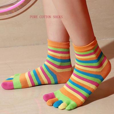 1 Pair Short Cotton Colorful Rainbow Casual Breathable Warm Harajuku Happy Toe Socks Women Five Finger Socks For Student