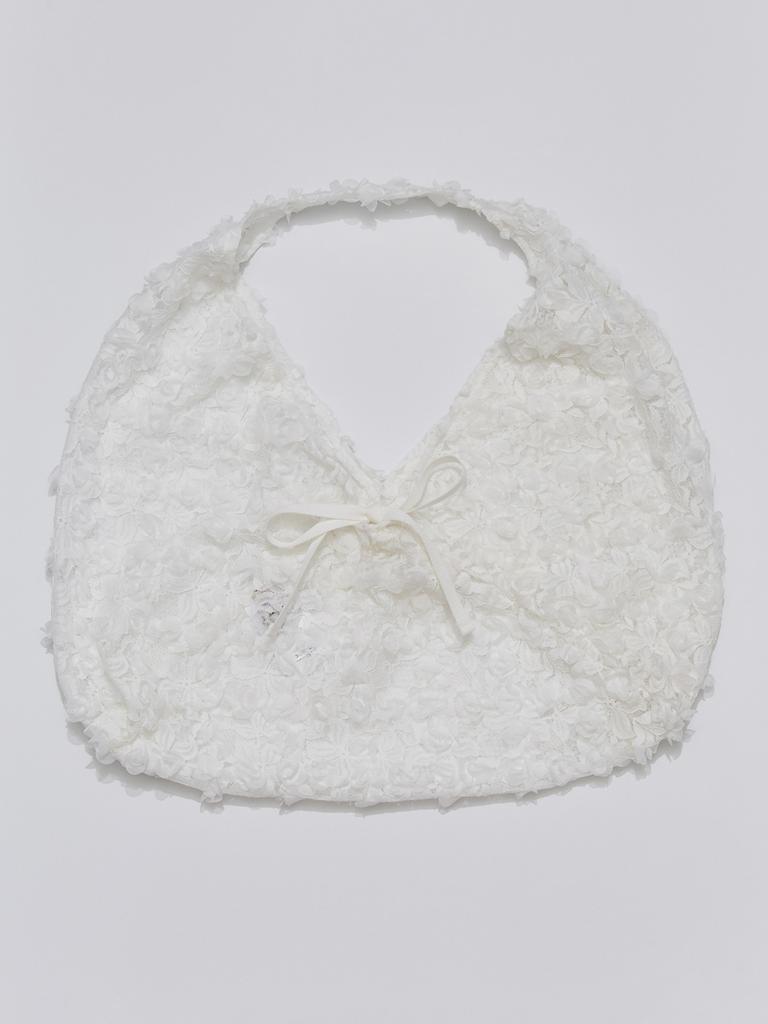 Voor Jeanne Lace Flower Shoulder Bag_White