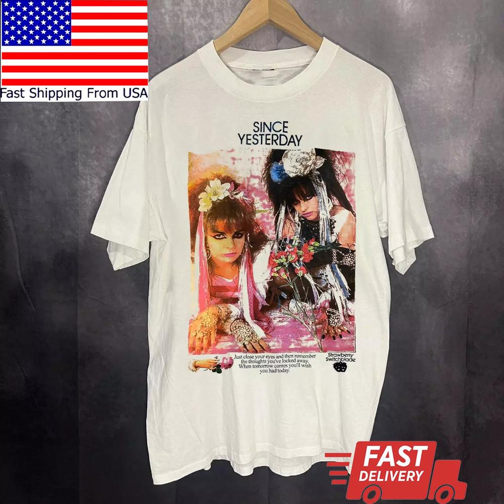 Strawberry Switchblade Band Gift For Fan S to 5XL T-shirt Unisex T-Shirt M