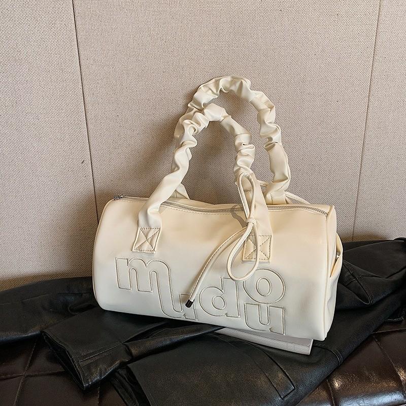 IELGY Korean version of light and foreign pink handbag, fashionable and versatile embroidered pillow bag, single shoulder and underarm women's bag.