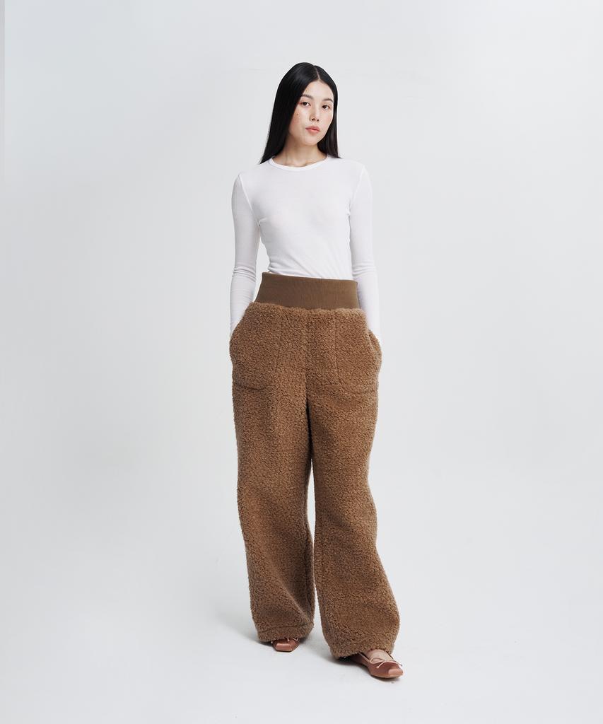 Haipeogeullipeu Cozy Shearling Pants