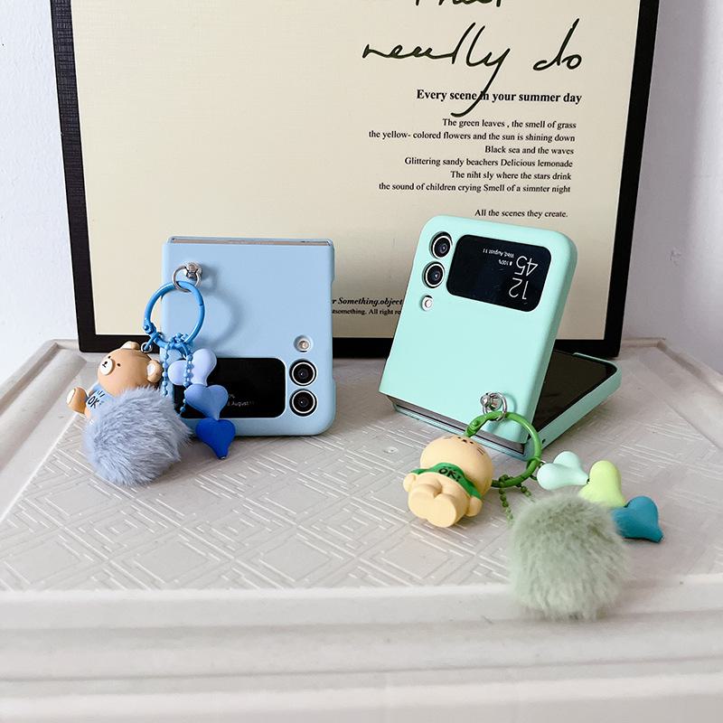Samsung Galaxy Z Flip3/4 Cartoon Doll Fur Ball Diamond Love Protective Cover - Anti-fall Case.