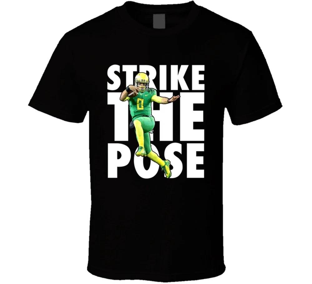 Strike The Pose Heisunisex Hurdle Marcus Mariota Oregon Ducks Football T Shirt S