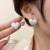 Wind fashion versatile stud earrings women's hot-selling high-end temperament trendy earrings street stall night market explosion