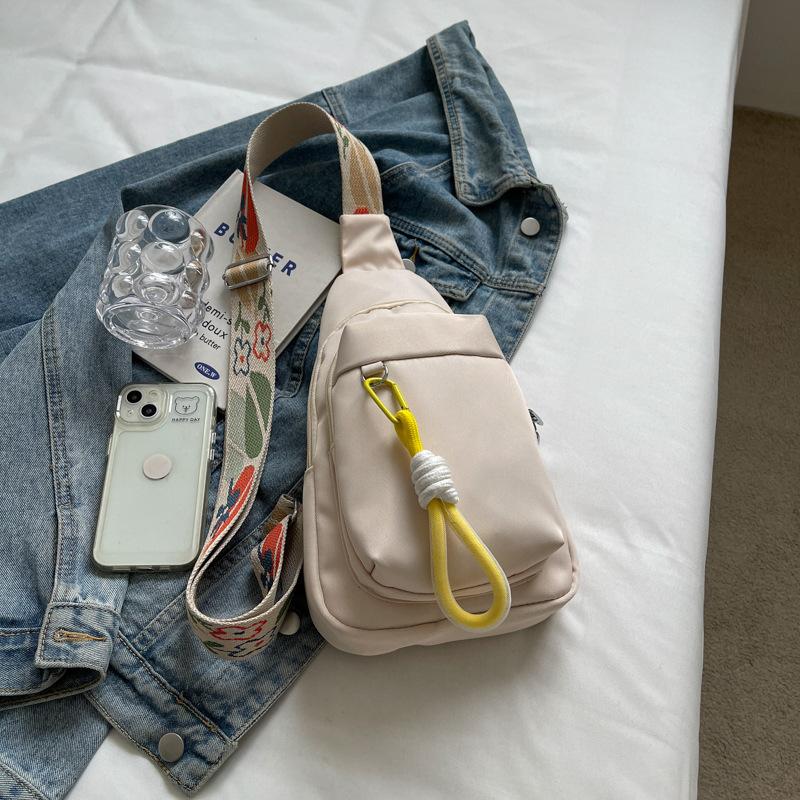 Brusttasche mit großem Fassungsvermögen und mehreren Fächern, neue einfache lässige Sport-Umhängetasche, leichte und vielseitige Schultertasche für Damen