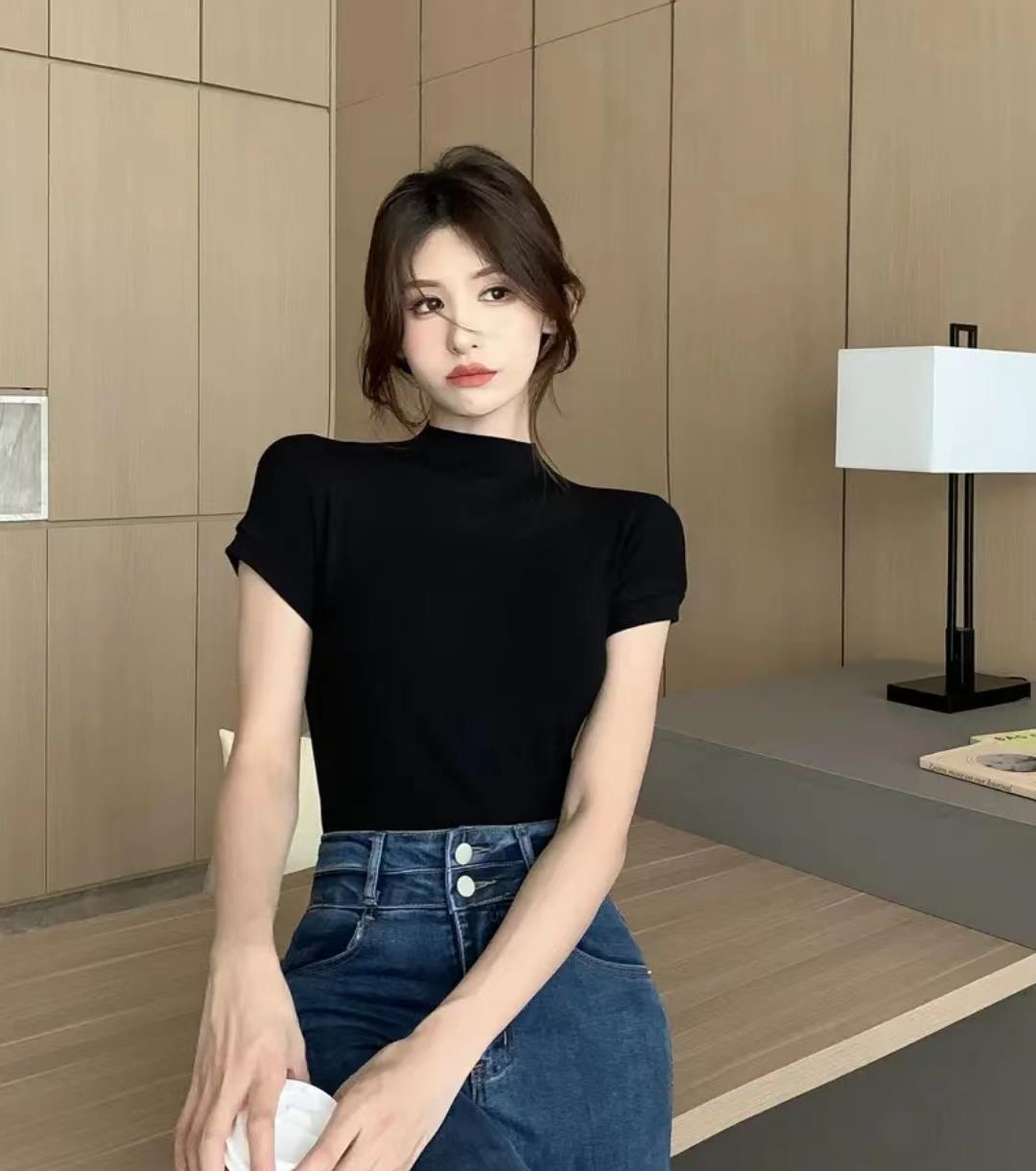 

2024 Женская приталенная футболка с рукавами-буфами и полувысоким воротником - Чистый, Сексуальный, Летний стиль M (recommended 40-50 kg)