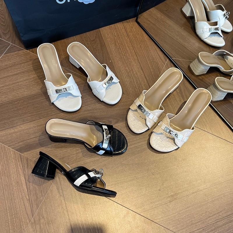 Soft leather~ Korean crocodile pattern high-heeled cool slippers women's summer open-toed small gold buckle thick-heeled sandals white