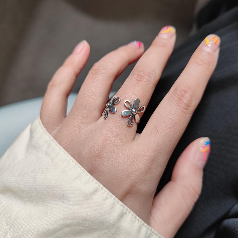 Sweet Hollow Women s Retro Floral Adjustable Ring - Trendy Individual Style Adjustable Open