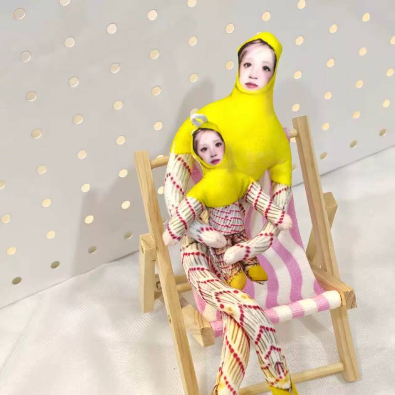 Yuqi Star People Abstract Plush Toy With Frame For Kids And Teen Gift
