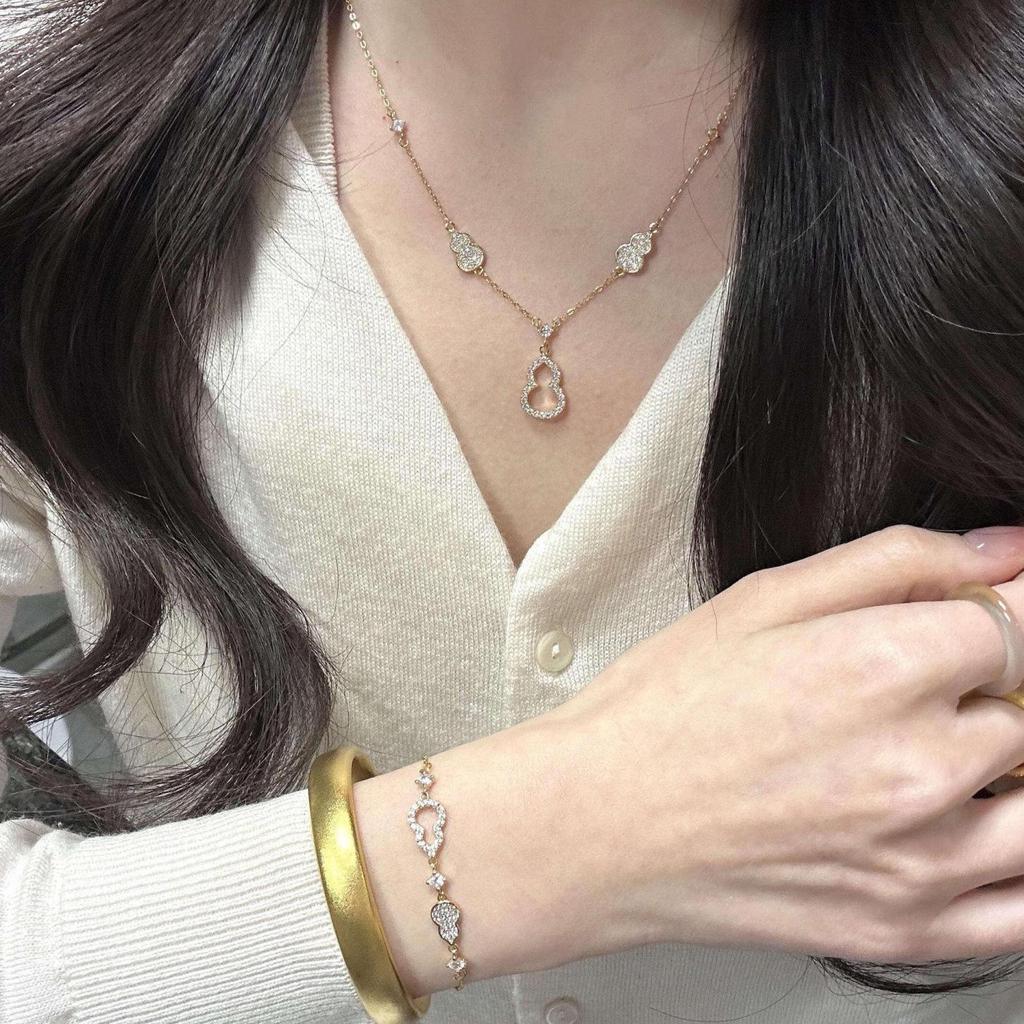 Damen S925 Sterlingsilber Kürbis Halskette mit Voll-Diamant, Leichter Luxus High-End INS Stil Schlüsselbeinkette