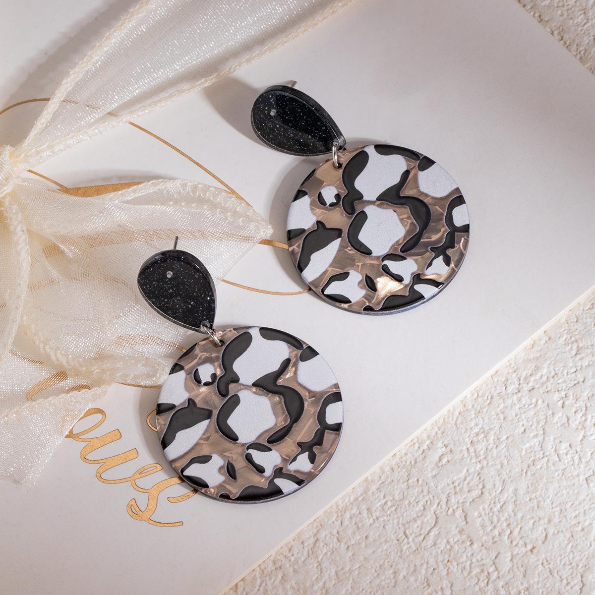 Акриловые серьги с леопардовым принтом, круглые, коричневые, осенне-зимний креативный дизайн, модные серьги, подчеркивающие темперамент, для женщин