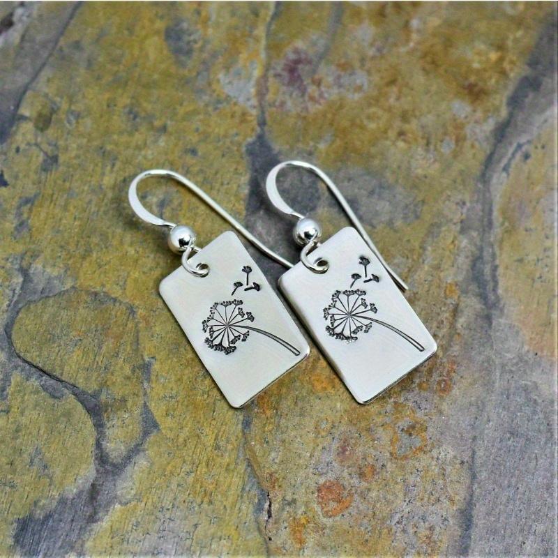 1 Pair of Minimalist Retro Rectangular Dandelion Fashion Earrings