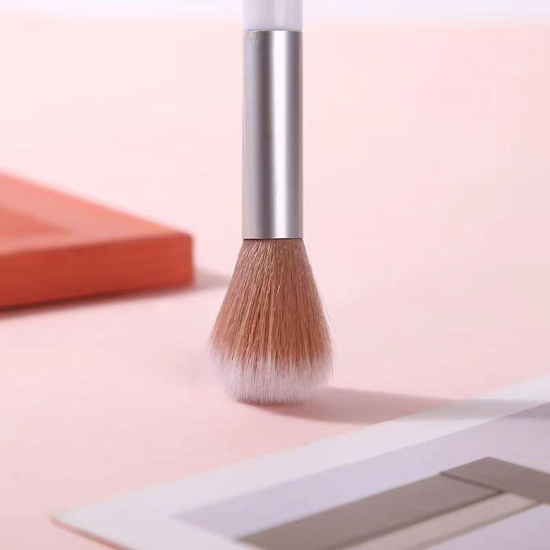 1PC Blush Brush Highlight Brush Loose Powder Brush Honey Brush Makeup Brush Beginner Beauty Tool Portable