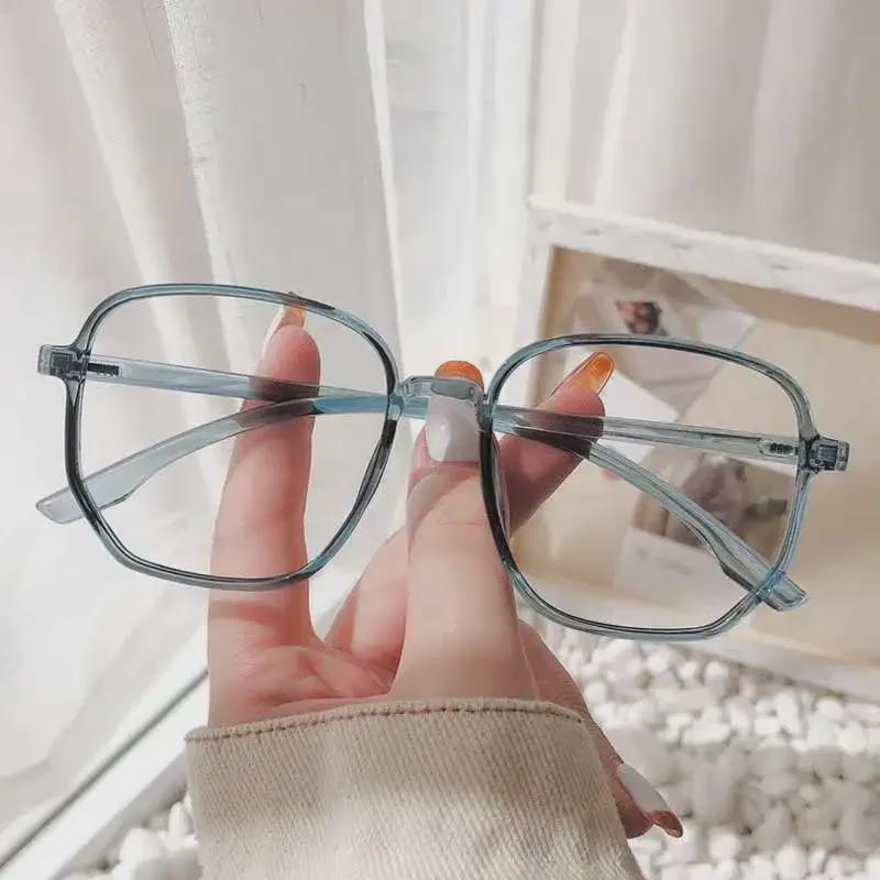 2024 Retro Internet Celebrity Anti-Blue Light Square Frame Glasses