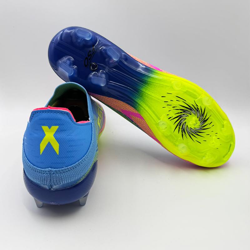 Original Soccer Shoes For Men Studded Society Cleats Football Shoes Professional Outdoor Women Sport Football Field Boots Unisex