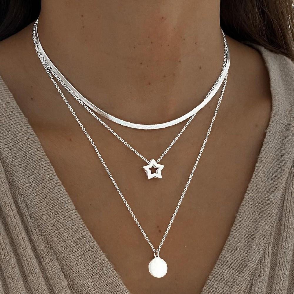 Trendiges europäisches & amerikanisches dreilagiges Münzanhänger-Halskettenset mit Schlangenknochenkette für Damen