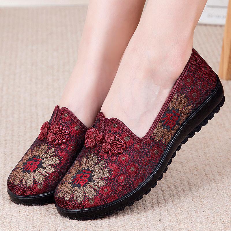Old Beijing Cloth Shoes Women In the Elderly Mother Shoes 70 Years Old Grandma Shoes 80 Years Old Elderly Shoes Flat Breathable Women's Single Shoes
