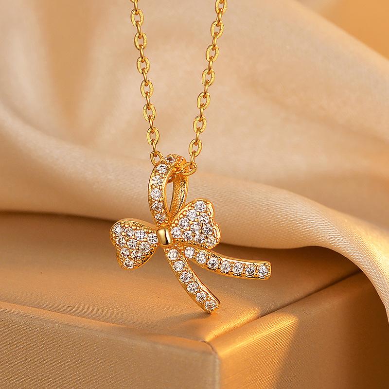 Niche Design Sense Bow Zircon Light Luxury Necklace Sweet High Sense Collarbone Chain Neck Chain