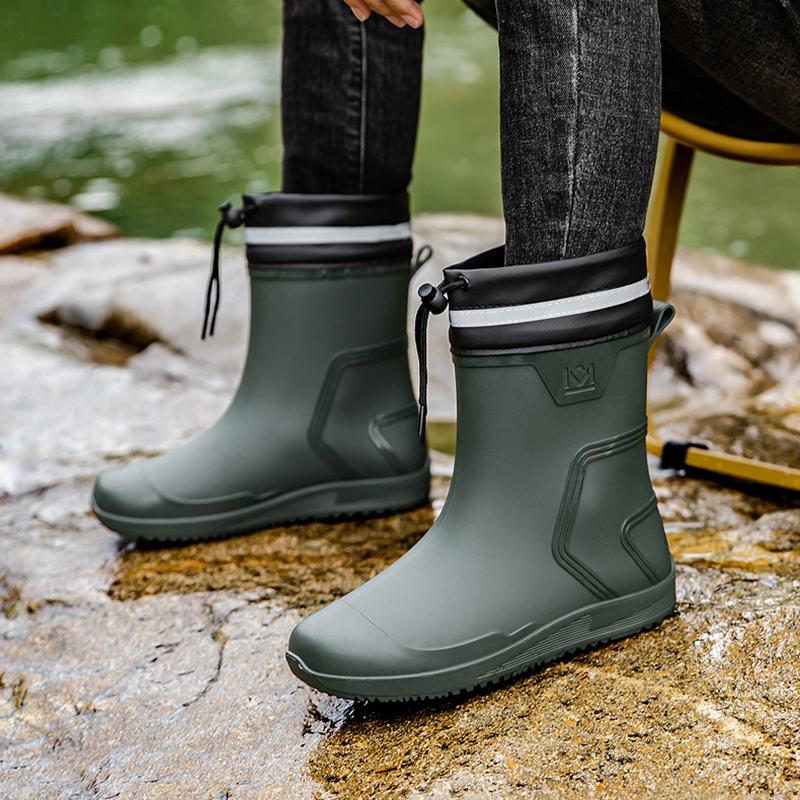 Fashion New Rain Boots Man Boots Fashion Ankle Boots Round Toe Plarform Boots Outdoor Non-slip Slip on PVC Rain Shoes Men Fishing Boots