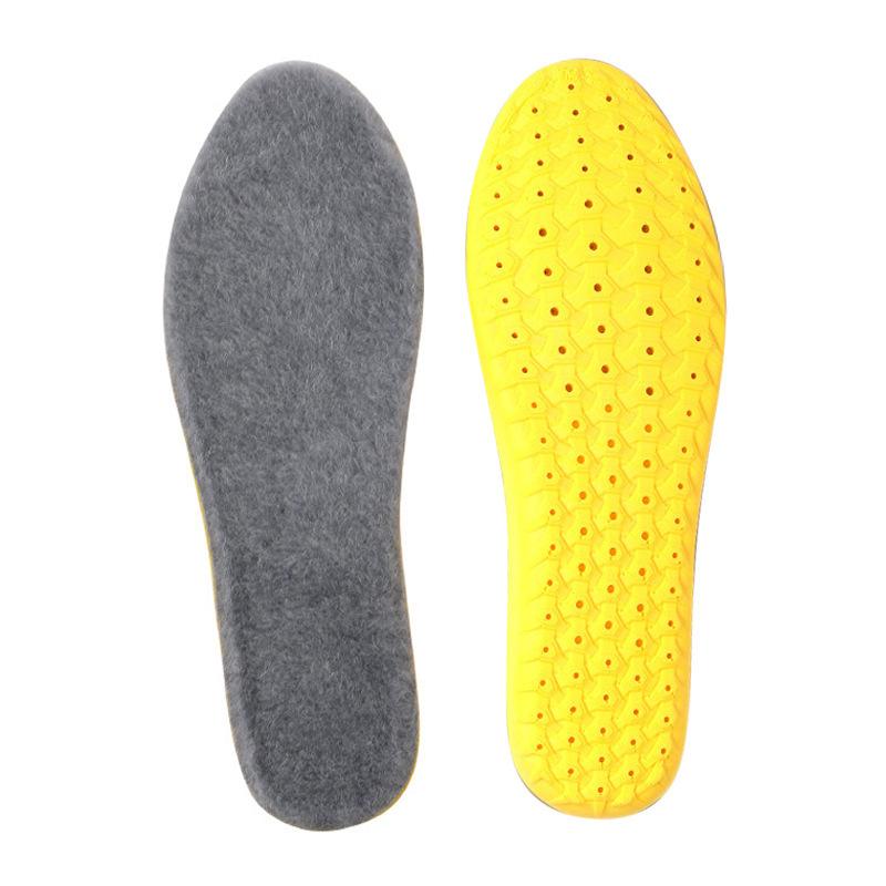 

Lamb Wool Insoles Warm Wool Thickened Fleece Sweat-absorbing Breathable Winter Men and Women Universal Can Be Cut 45-46 сірий колір