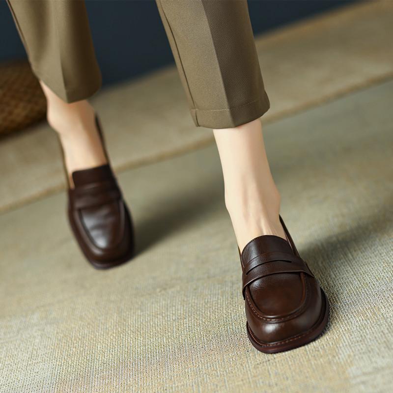 French retro square head low-heeled single shoes versatile loafers British thick-heeled small leather shoes women's spring 2025 new models