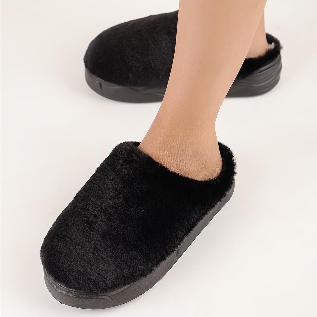 Plush Winter Slippers Soft & Cozy Women's Slippers Indoor/Outdoor House Shoes with Non-Slip EVA Sole, Warm Slip-On Design for Home & Casual Wear