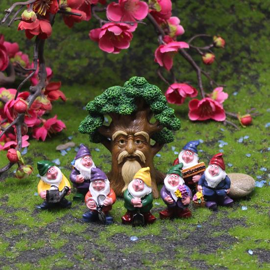 Grandpa Tree Figurine Resin Mini Gnome Statues Flower Fairy Miniatures Collectibles Fairy Garden Accessories for Indoor Potted Plant Decoration