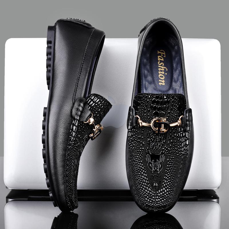 

Men s shoes large size Doudou shoes driving shoes small leather shoes spring low-top foot cover one pedal flat-soled snake pattern casual shoes 45