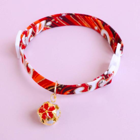 Coleira para animais de estimação estilo japonês, vestimenta ajustável, coleira para cães e gatos, com sino