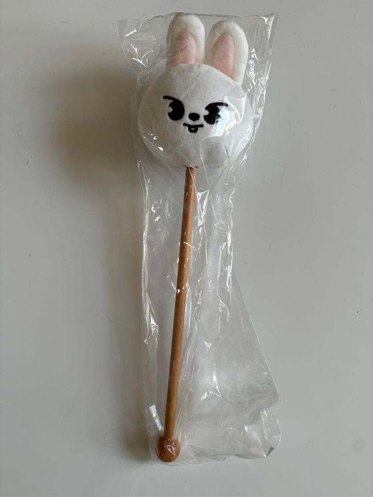 [USED] Stray Kids Shoulder Massage Stick Levit