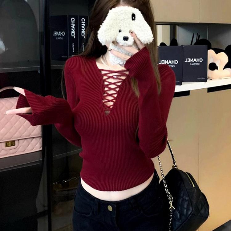 

Core-spun yarn washing water, New Year s red hollow Spice Girl sweater with women s winter short knitted sweater one size fits all