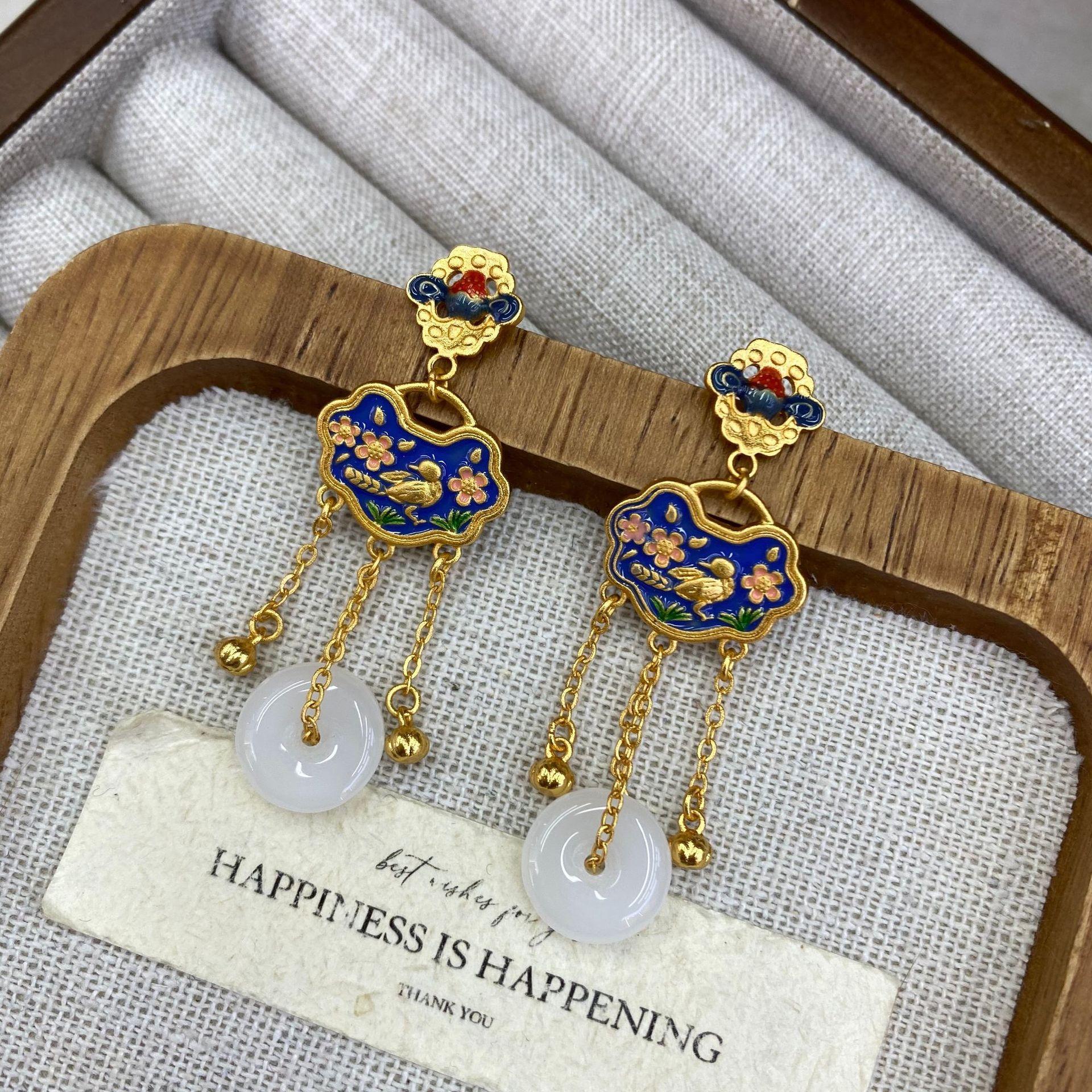 Xiaohongshu Blogger Recommends Chinese Style Enamel Colored Copper Plated Placer Gold Ruyi Ping An Buckle Imitation Jade Fringed Earrings